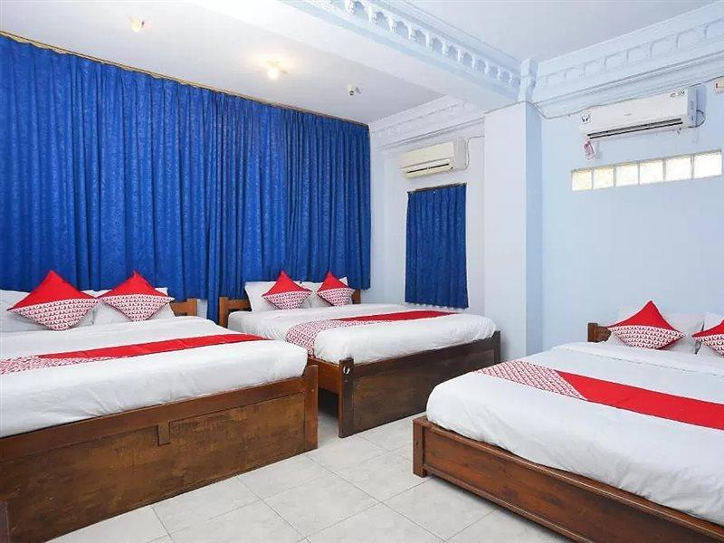 Oyo 586 Hotel Wijaya Kalasan Exterior photo