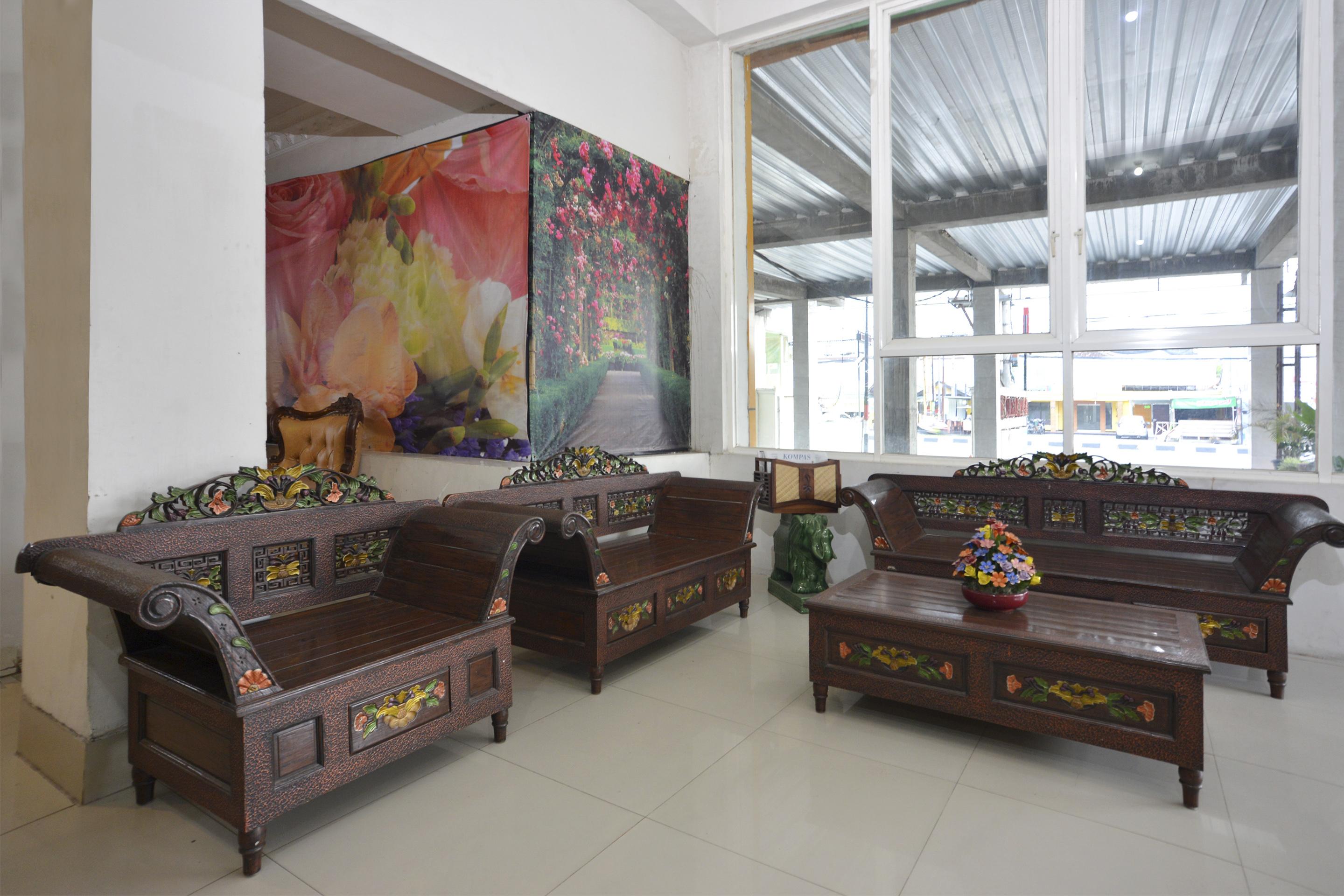 Oyo 586 Hotel Wijaya Kalasan Exterior photo