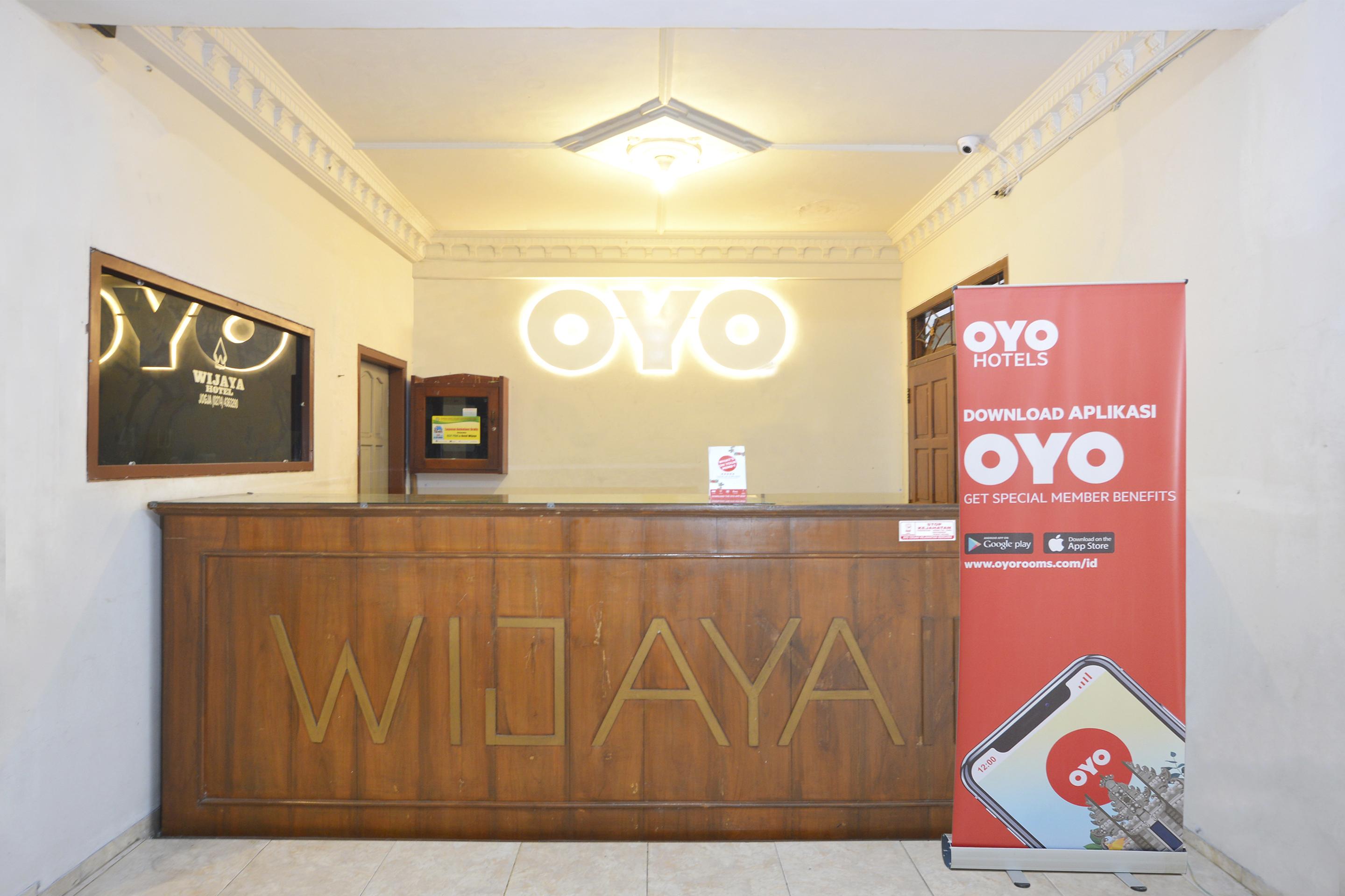 Oyo 586 Hotel Wijaya Kalasan Exterior photo